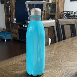 Sky Blue Insulated Water Bottle with Handle